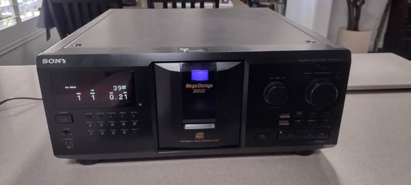 Sony CDP-CX355 300 Disc CD Mega Storage Player Changer (serviced with new belts)