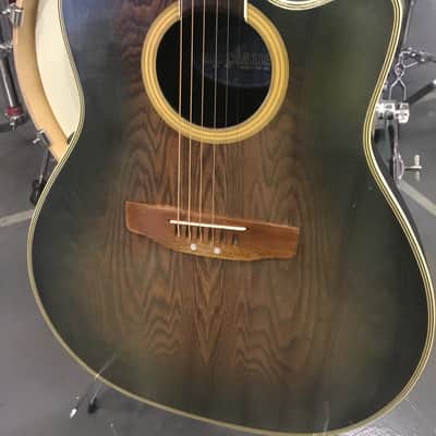 Applause  AE-38 image 3