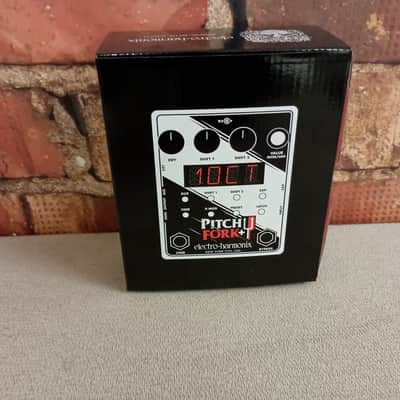 Electro-Harmonix Pitch Fork+ Polyphonic Pitch Shifter - Silver image 3
