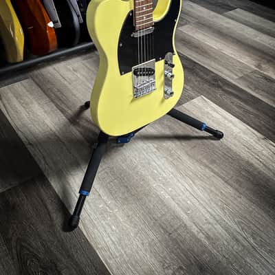 Indio Classic Telecaster - Aged Yellow - Gig Bag Included image 3
