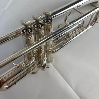 Getzen 907S Eterna Proteus Bb Trumpet – Silver Plated – Professional Model – Like New – w/ Case SM#3655 image 13