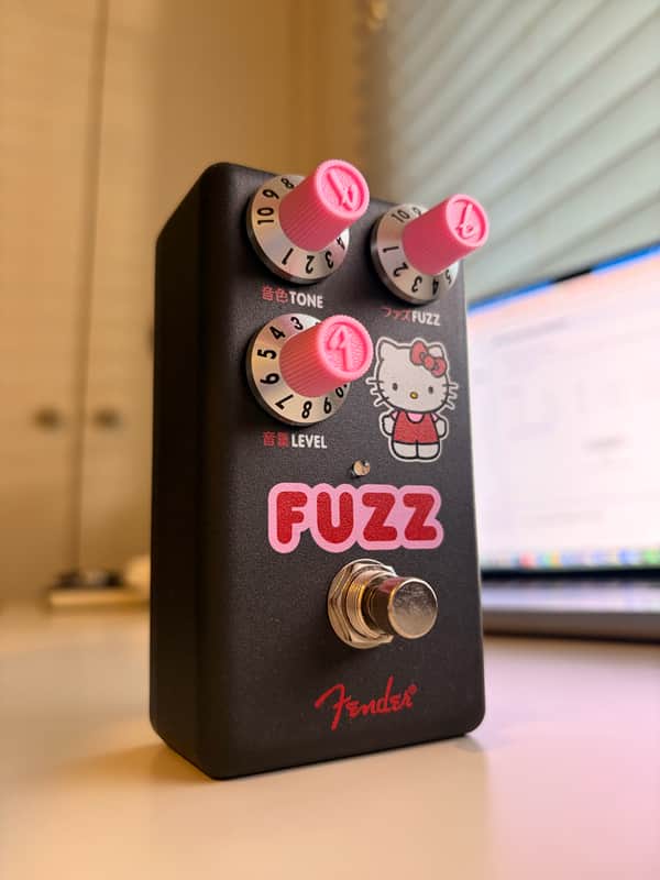 Fender Hello Kitty Fuzz