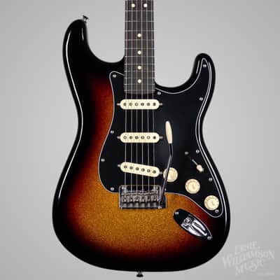 Fender Player II Stratocaster Sparkle 3 Color Sunburst Alnico V Pickups Rosewood Fretboard. USED image 1