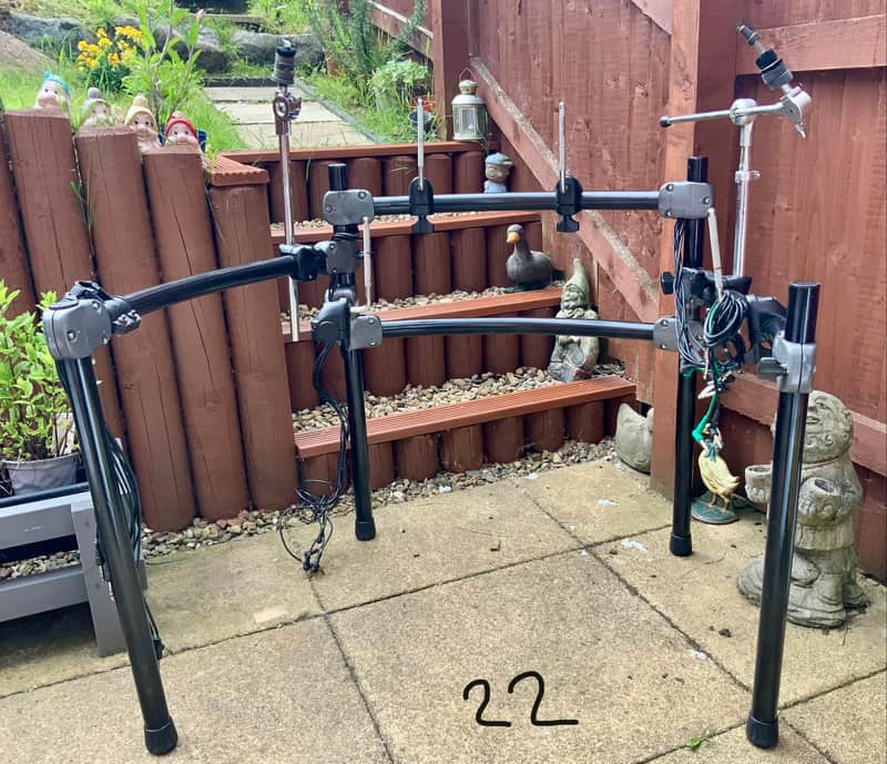 Roland Roland drum rack plus 4 Tom mounts ..plus 2 stand mounts 2003 image 1
