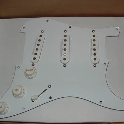 Seymour Duncan California 50's Pickguard Assembly (White) New with Warranty image 3