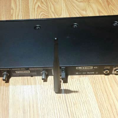 Line6 G90 unit + 3 TBP12 Bodypacks + Premium Gold-Plated Right-Angle & Straight Cables image 9