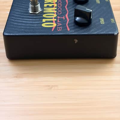 Voodoo Lab Tremolo Pedal 2-Knob 1995 image 4