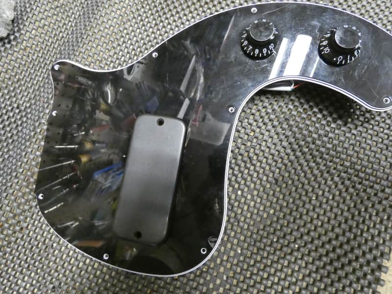 Gibson EB Pickup Complete but BLOWN image 1