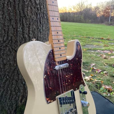 Fender Classic Player Baja Telecaster 2007 - Desert Sand image 3