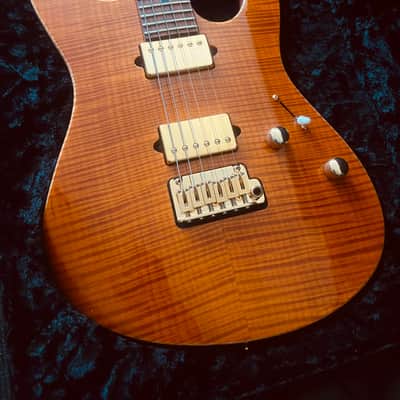 Suhr Modern Trans Amber Maple Flame image 2