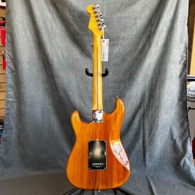 Fender American Professional II Stratocaster®, Roasted Pine, Rosewood FB - Free Shipping 🇨🇦 🇺🇸 image 12