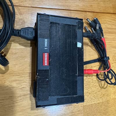 Voodoo Lab Pedal Power 2 Plus 2010s - Black image 4