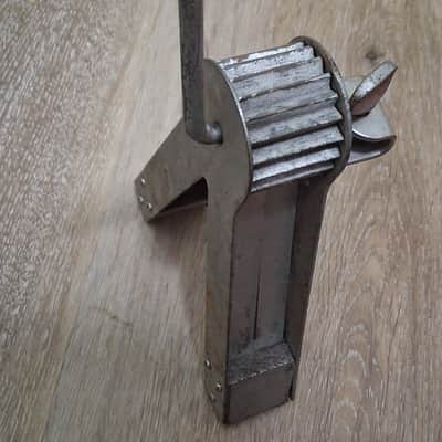 Leedy ratchet 1920s - Wood image 5