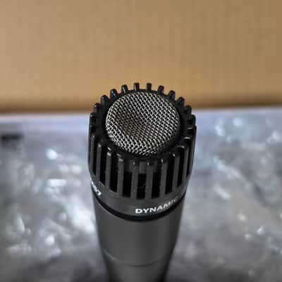 Shure SM57-LCE Cardioid Dynamic Microphone - Black image 3
