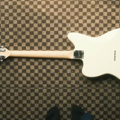 Squier Paranormal Series 12 2022 - Cream image 7