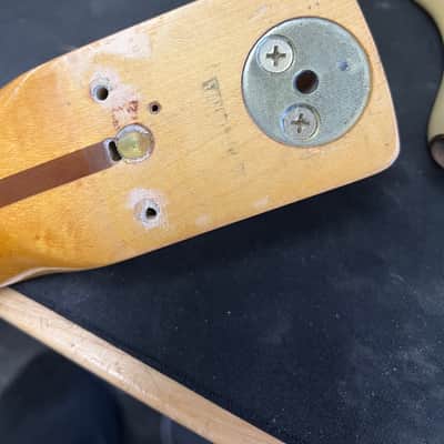 1973 Fender Stratocaster Hardtail with 3-Bolt Neck, Rosewood Fretboard 1971 - 1977 - Olympic White image 10