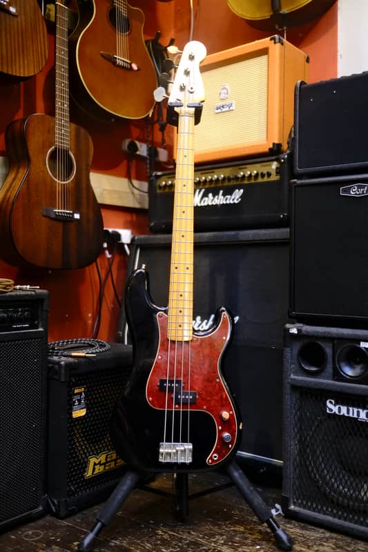 Fender PB Standard Precision Bass MIJ | Reverb UK