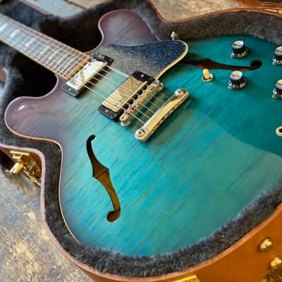 Gibson USA Memphis ES-335 2018 Limited Edition Figured Blueberry Burst Fade w/ OHSC & Docs image 6