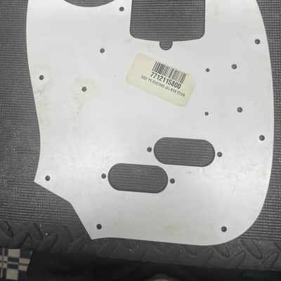 Fender Mustang Bass 2020 Vintage Pearl JMJ road worn image 2