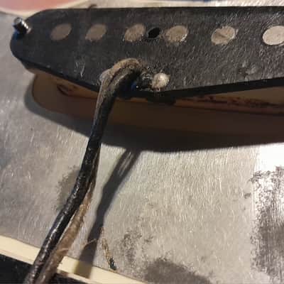 Pickup Fender Stratocaster 1963 Pre CBS  Black Bottom  Pickguard Complete Original "Mojo 63" image 3