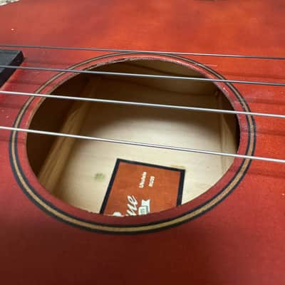 Rogue RU20 Baritone Ukulele w/ Bag image 6