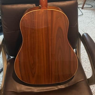 Gibson J-45 Studio Walnut 2025 - Present - Gloss Walnut Burst image 2