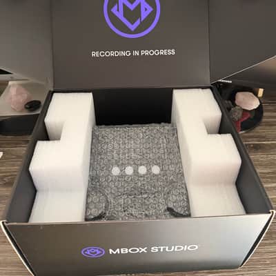 Avid MBox Studio 21x22 Interface PLUS PRO TOOLS STD PERP LICENSE image 14