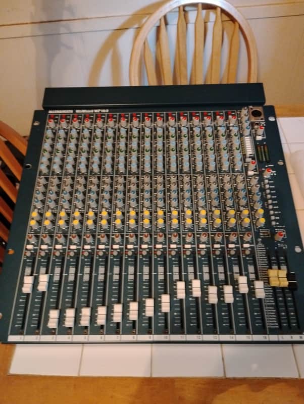 Allen & Heath MixWizard WZ3 16:2 16-Input Stereo Mixer 2004 - 2013 - Blue image 1