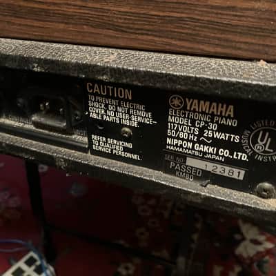 Yamaha CP30 Electronic Piano 1977 - Woodgrain image 7