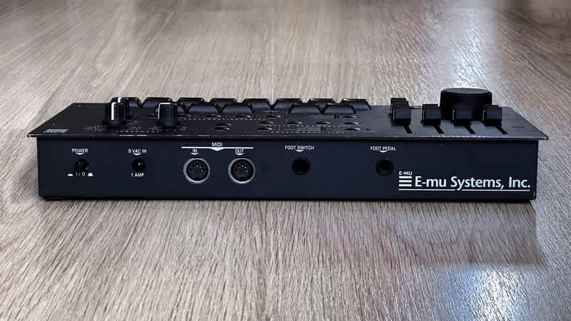E-MU LAUNCH PAD Model 7777 MIDIコントローラー E-mu Launch Pad 7777 // Rare vintage programmer controller for
