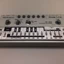 Roland TB303 Vintage Analog Bass Synth