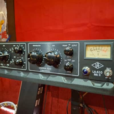 Universal Audio LA-610 MkII Tube Channel Strip 2008 - Present - Black image 3