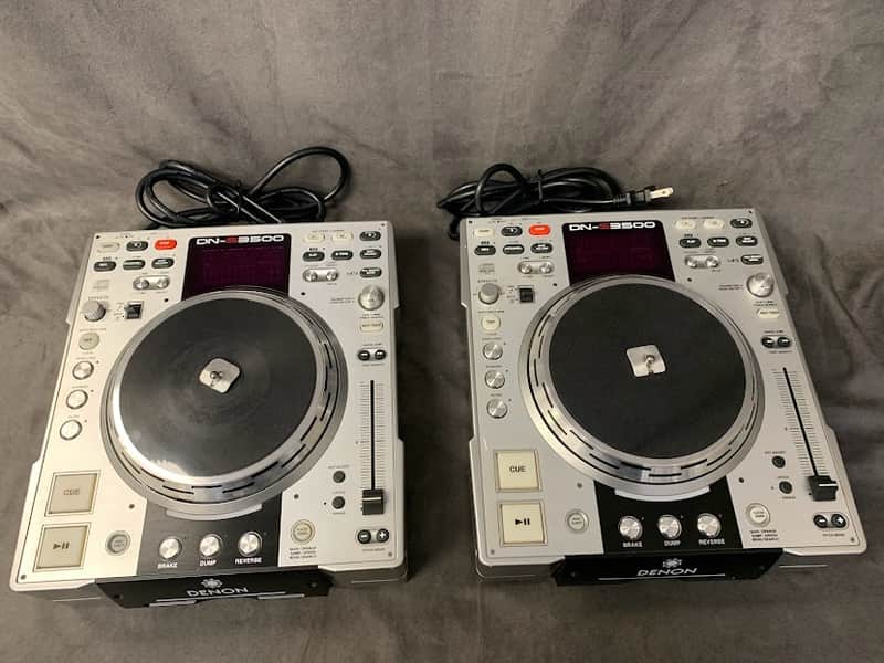 Denon DJ DN-S3500 Professional DJ CD/MP3 Player with Direct Drive