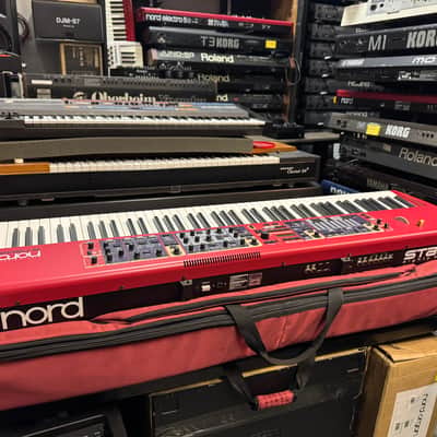 Nord Stage Classic REV C 88-Fully Weighted Key Digital Piano /Organ /Synth with Gig Bag //ARMENS// image 1
