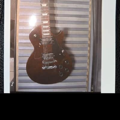 Gibson Les Paul Studio without Fretboard Binding 2022 - Wine Red image 12