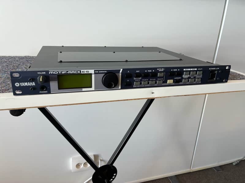 Yamaha Motif ES Rack | Reverb España Yamaha Motif ES Rack | Reverb España