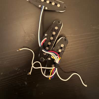 Fender American Standard Stratocaster Pickups 1999 - Parchment image 2