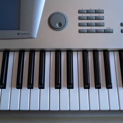 Korg Trinity V3 61-Key 32-Voice Polyphonic Workstation 1998 - Silver image 6