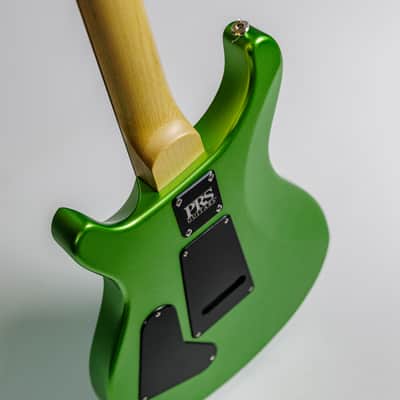 PRS CE 24 Satin 2023 - Green image 12