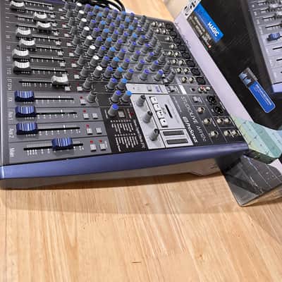 PreSonus StudioLive AR12c 14-Input Mixer / Digital Recorder / Audio Interface 2020 - Present Gray / Blue image 3