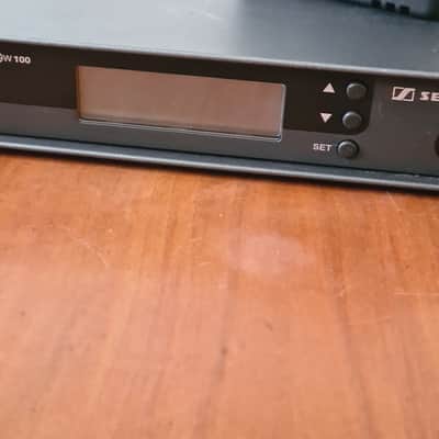 Sennheiser Sennheiser ew 100 Diversity Receiver | kabellos Mikrofonempfänger schwarz image 3