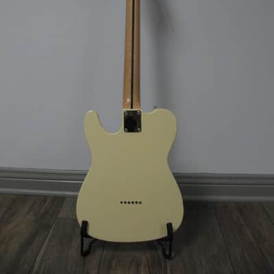 Partscaster Tele standard 2026 - Vintage Yellow satin nitro image 7