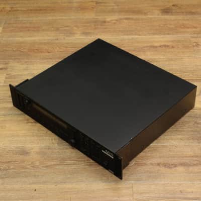 Korg M1 R [000102] (03/24) image 4