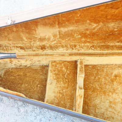 Vintage 1960s Vox Guitar Case Fits Interior 43 X 17 X 5 to 5 1/2 Tornado Wildcat Typhoon & Grand Prix Very Clean image 6