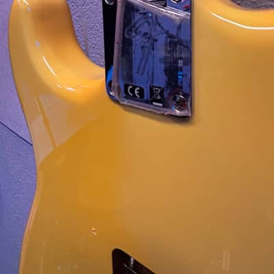 Fender Player II Stratocaster HSS 2024 - Present - Hialeah Yellow (MEX) image 8