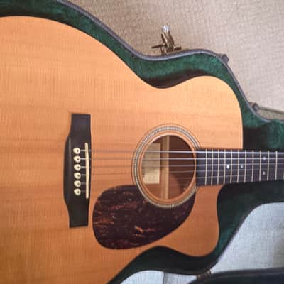 Very Nice Martin 000C-16GTE and OHSC image 17