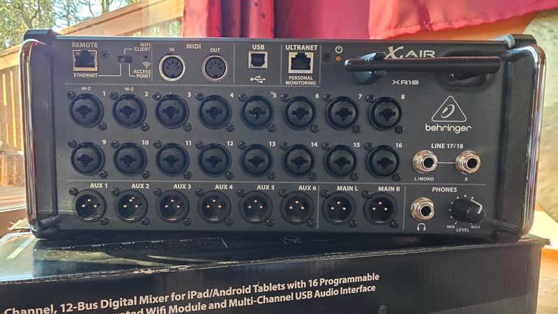 Behringer X Air XR18 Tablet-Controlled Digital Mixer