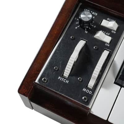 Moog Minimoog Model D Analog Synthesizer image 7