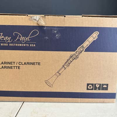 Jean Paul USA CL-300 Student Bb Clarinet Outfit w/ Contoured Case image 1