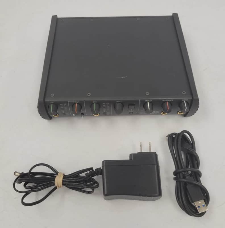IK Multimedia AXEILO Audio Interface image 1